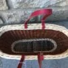 Cabas en osier, anse en cuir rouge – Image 2