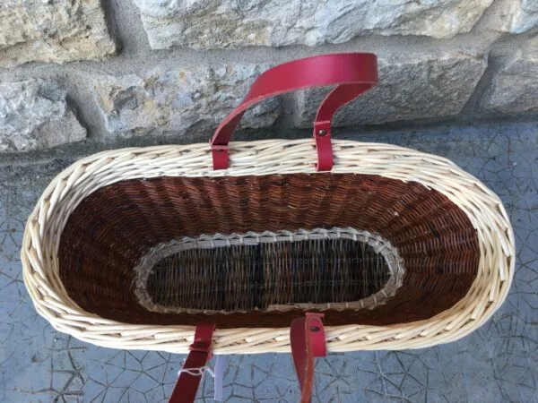 Cabas en osier, anse en cuir rouge – Image 2